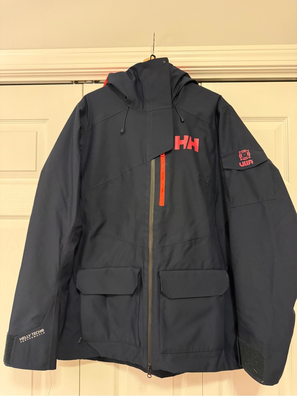 Women’s Helly Hansen HH UWR Performance Jacket Size XL.